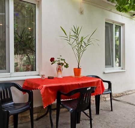 Lovely House For Nice Holidays Odesa Exterior photo